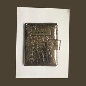 Westport Genuine Leather Passport Gunmetal Wallet